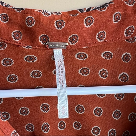 Free People Oversized Sheer Boho Button Down Shirt - Size Small - Picture 4 of 6